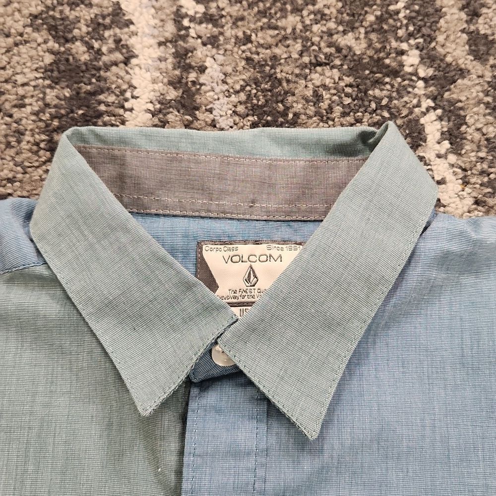 Volcom Shirt L - Picture 3 of 4